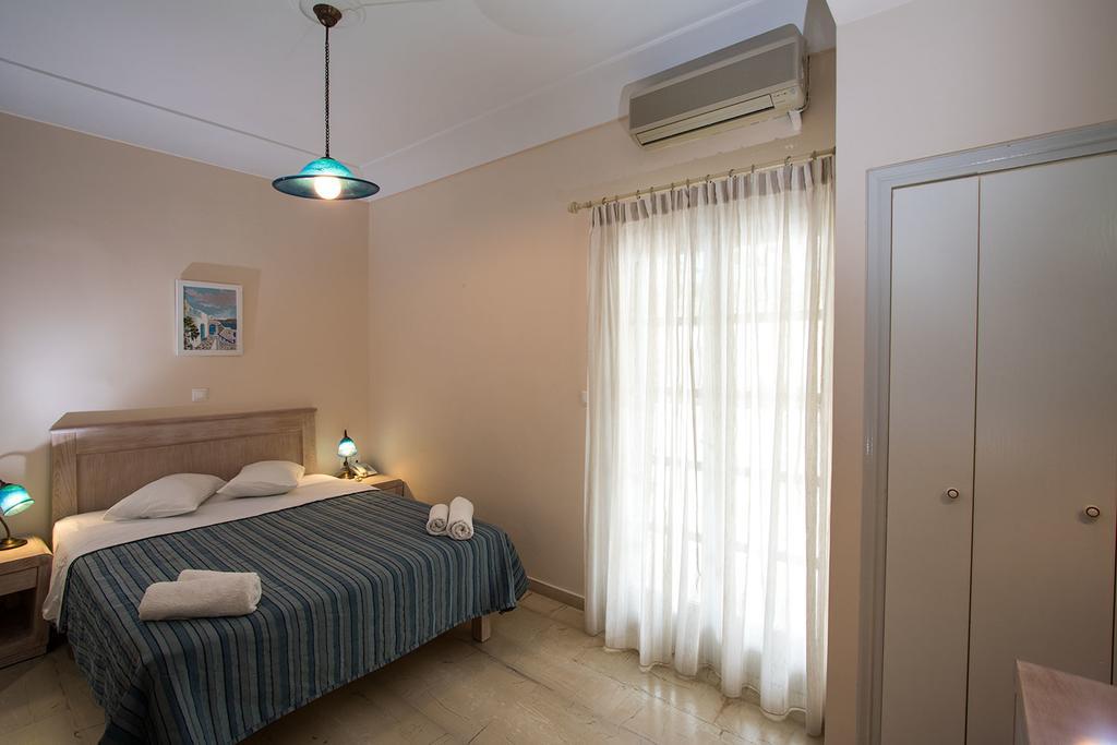 Hotel Andreas Камари Экстерьер фото