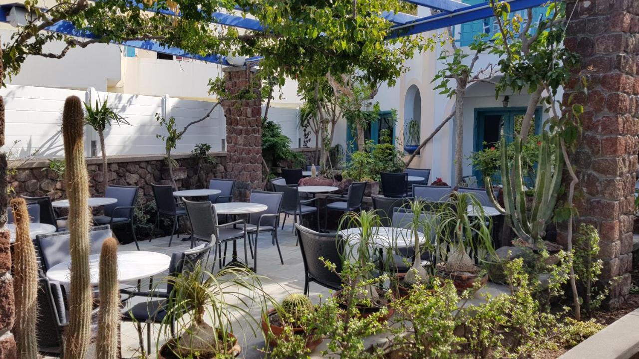 Hotel Andreas Камари Экстерьер фото